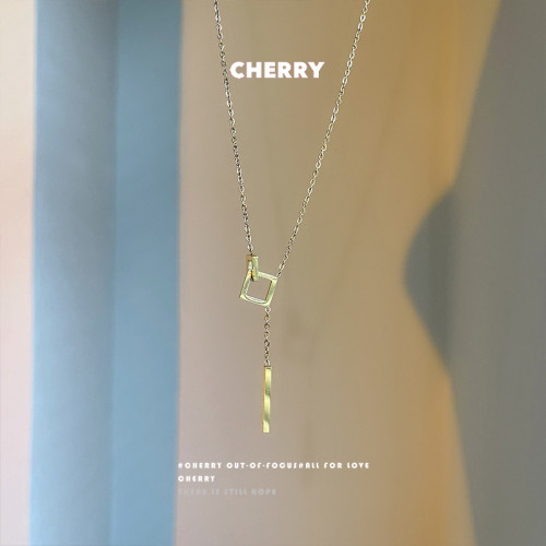 鈦鋼不掉色裝飾項鍊女款輕奢高級感新款毛衣鏈搭配衣服的t恤配飾