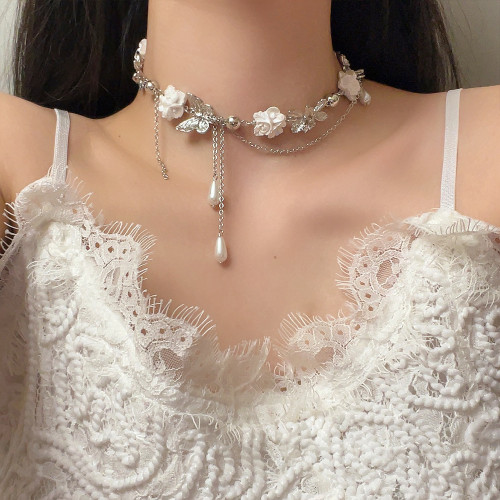法式白色花朵蝴蝶珍珠流蘇項鍊女輕奢小衆高級感choker鎖骨鍊頸鏈