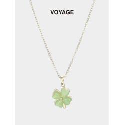 綠色四葉草樹脂吊墜項鍊配飾女輕奢小衆簡約高級感精緻鎖骨鍊夏天