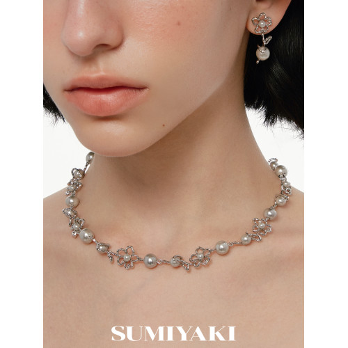SUMIYAKI塗鴉線條感小花珍珠鏤空重工項鍊女新款輕奢高級感鎖骨鍊