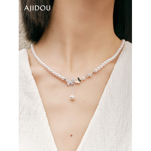 AJIDOU阿吉豆項鍊女款蝴蝶珍珠項鍊氣質鎖骨鍊輕奢小衆頸鏈毛衣鏈