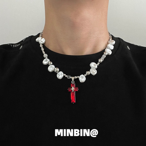 異形珍珠紅鋯石十字架項鍊男女ins小衆設計y2k辣妹高級嘻哈鎖骨鍊 異形珍珠紅鋯石十字架項鍊男女ins小衆設計y2k辣妹高級嘻哈鎖骨鍊