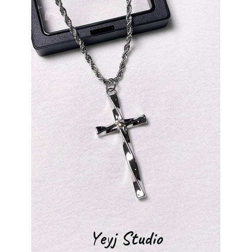 小衆設計螺旋十字架項鍊嘻哈潮流男生個性吊墜簡約百搭T恤鏈子