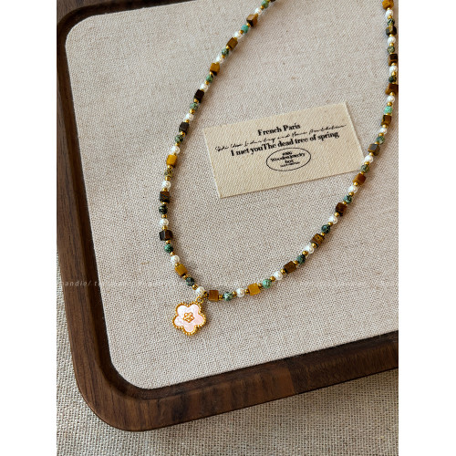 高級感花朵吊墜串珠項鍊女款2025新款鎖骨鍊輕奢小衆精緻頸鏈配飾