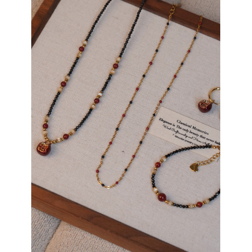 張十六[夜石榴項鍊]銅合金原創手工串珠復古毛衣鏈紅色鎖骨鍊女