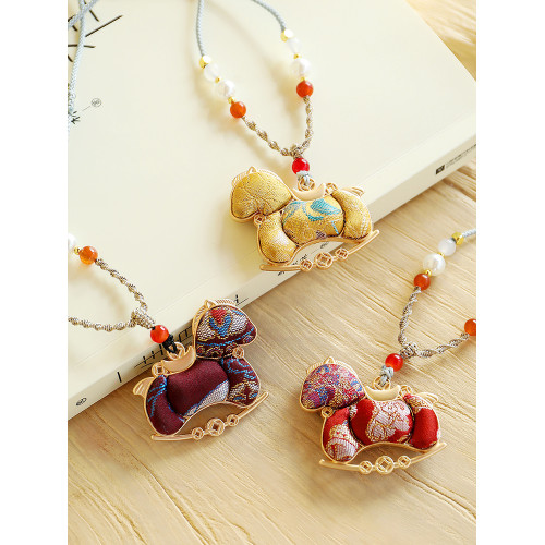 馬年新年非遺宋錦小馬吊墜項鍊女新中式毛衣鏈配飾手工成品掛件