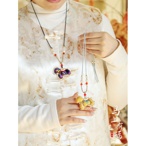 馬年新年非遺宋錦小馬吊墜項鍊女新中式毛衣鏈配飾手工成品掛件