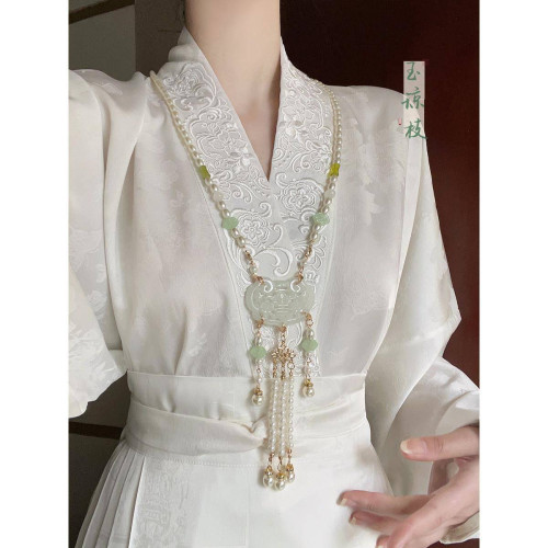 新中式白玉髓人造珍珠項鍊女古風瓔珞背雲流蘇串珠馬面裙配飾