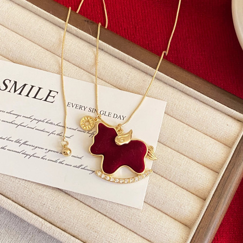 新年紅色絲絨小馬吊墜項鍊女秋冬本命年輕奢高級感毛衣鏈馬年配飾 新年紅色絲絨小馬吊墜項鍊女秋冬本命年輕奢高級感毛衣鏈馬年配飾