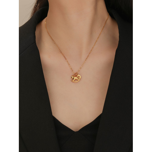 招財金色銅錢小馬吊墜項鍊2026新款女輕奢百搭馬年鎖骨鍊小衆設計