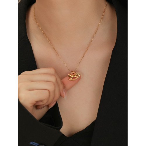 招財金色銅錢小馬吊墜項鍊2026新款女輕奢百搭馬年鎖骨鍊小衆設計