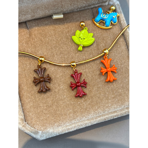 彩色十字架項鍊女款2026新款DIY小馬小熊吊墜飾品鎖骨毛衣鏈配飾