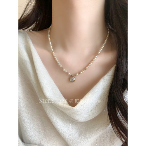 晚睡的桔梗「冶之」法式輕奢珍珠咖啡金珠項鍊輕奢鋯石吊墜鎖骨鍊 晚睡的桔梗「冶之」法式輕奢珍珠咖啡金珠項鍊輕奢鋯石吊墜鎖骨鍊