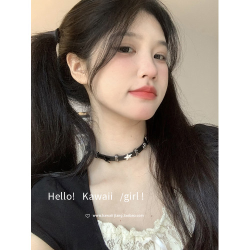 黑白五角星拼接皮革項圈y2k亞文化甜酷辣妹choker高級感頸鏈項鍊 黑白五角星拼接皮革項圈y2k亞文化甜酷辣妹choker高級感頸鏈項鍊