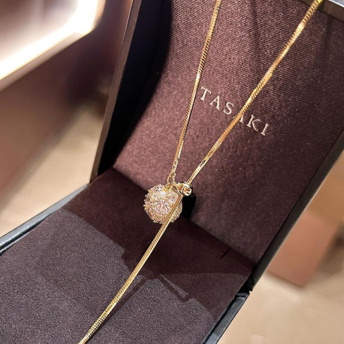 輕奢鑽球吊墜毛衣鏈極簡抽拉可調節項鍊2026秋冬女長款潮人氣質 輕奢鑽球吊墜毛衣鏈極簡抽拉可調節項鍊2026秋冬女長款潮人氣質