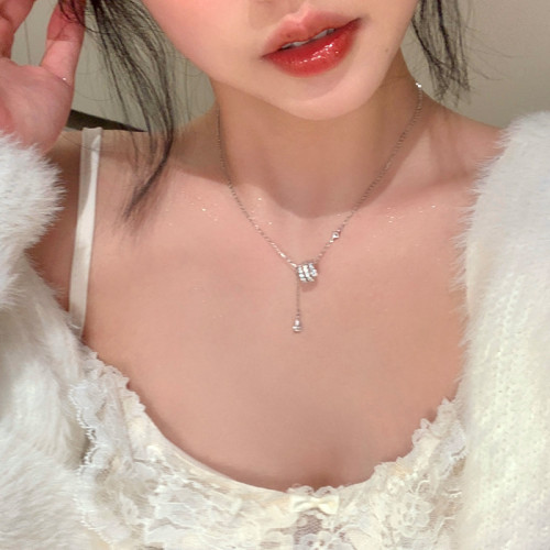 纏繞靈蛇小蠻腰項鍊女配飾本命年高級感輕奢氣質choker頸鏈鎖骨鍊 纏繞靈蛇小蠻腰項鍊女配飾本命年高級感輕奢氣質choker頸鏈鎖骨鍊