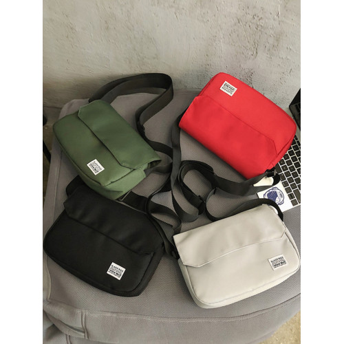 原宿潮流小跨包男郵差包日系簡約復古單肩包潮牌斜後後背包女文藝男包