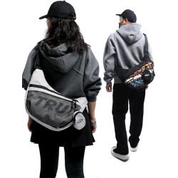 TRUFFLE潮牌2025新款休閒斜後後背包男大容量餃子包女輕便單肩包後後背包