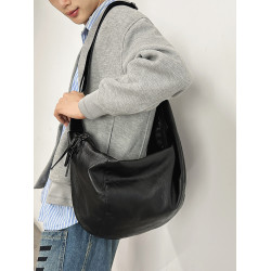 PU皮斜後後背包男2026新款休閒簡約防水輕便單肩包女百搭簡約旅行後後背包