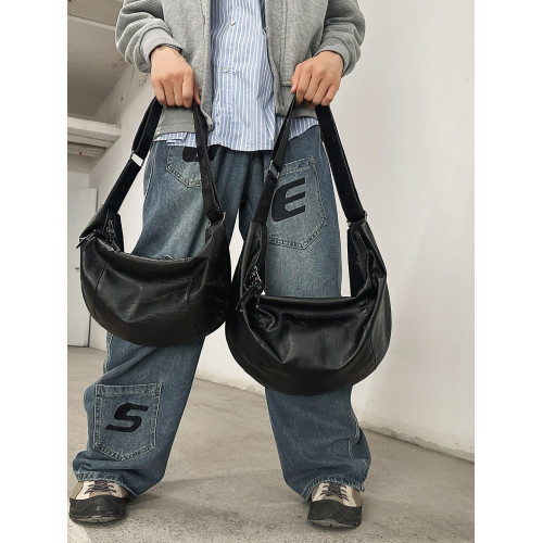 PU皮斜後後背包男2026新款休閒簡約防水輕便單肩包女百搭簡約旅行後後背包