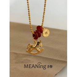 【馬年新品】碎冰冰小馬紅瑪瑙馬上有錢毛衣鏈新中式老錢風高級感