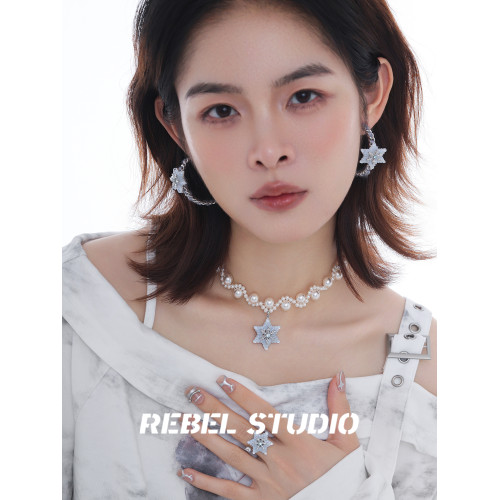 【王櫓傑同款】冰晶雪花珍珠項鍊女原創輕奢高級感秋冬精緻鎖骨鍊