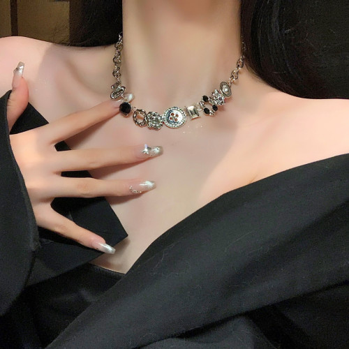 金屬重工y2k甜酷風紐釦項鍊女鎖骨鍊項圈choker頸環高級感頸鏈酷