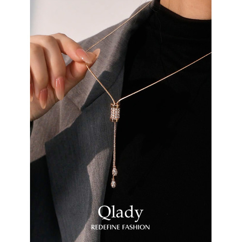 毛衣鏈長款項鍊輕奢高級感飾品吊墜鎖骨鍊女款2026新款配飾吊墜 毛衣鏈長款項鍊輕奢高級感飾品吊墜鎖骨鍊女款2026新款配飾吊墜