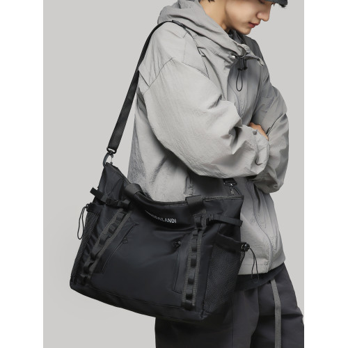 潮牌斜後後背包男生機能單肩托特包女大容量手提旅行包學生手拎補課包