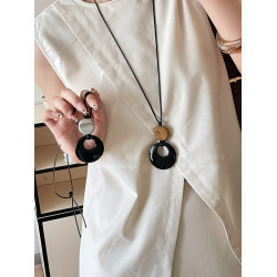 長款黑琉璃圓環吊墜項鍊女復古小衆高級感掛件配飾輕奢毛衣鏈掛飾