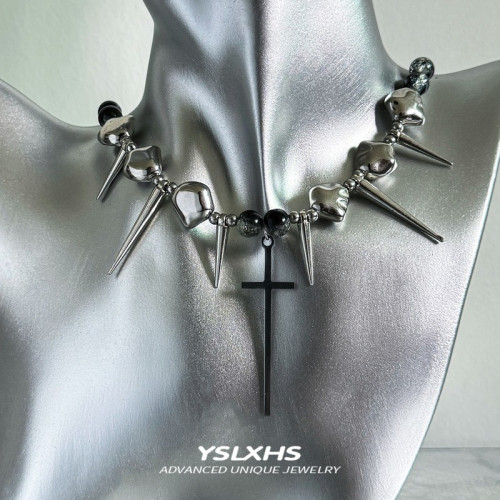 十字架龐克金屬項鍊y2k鉚釘高級感不規則choker亞文化配飾男女款