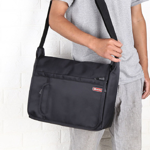 大容量單肩包男士後後背包斜後後背包商務公文包多功能男士包快遞旅行後後背包