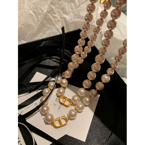 DICD/D家字母大珍珠項鍊女輕奢小衆設計復古氣質高級感鎖骨鍊頸鏈