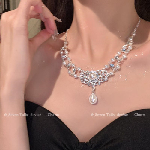 法式水滴珍珠項鍊女2025新款復古公主宮廷風鎖骨鍊晚禮服鑲鑽頸鏈