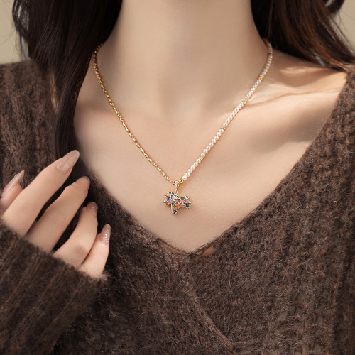 馬年彩色小馬吊墜珍珠項鍊女輕奢高級感小衆毛衣鏈琺瑯本命年配飾