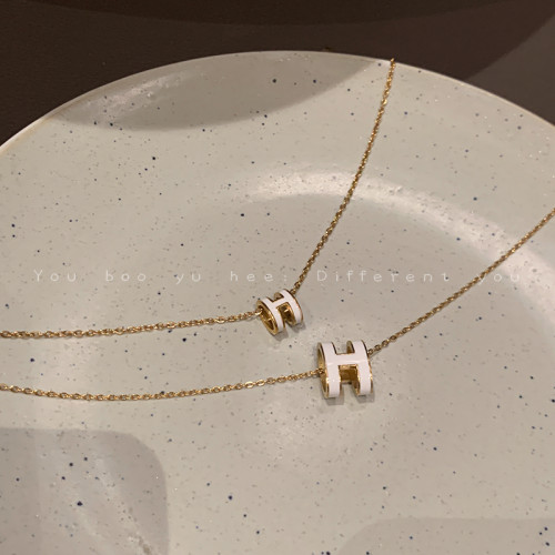 鈦鋼h字母項鍊女款輕奢小衆高級感2026新款不掉色配裙子氣質配飾