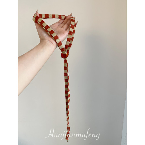 超獨特!復古紅色條紋絲巾項鍊長條窄版頸部配飾小衆設計感頸鏈女 超獨特!復古紅色條紋絲巾項鍊長條窄版頸部配飾小衆設計感頸鏈女