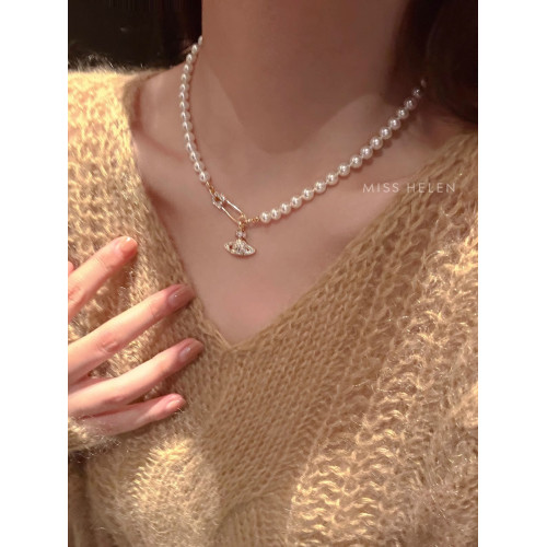 西太後土星珍珠項鍊女2026新款鎖骨鍊高級感輕奢小衆毛衣頸鏈配飾 西太後土星珍珠項鍊女2026新款鎖骨鍊高級感輕奢小衆毛衣頸鏈配飾