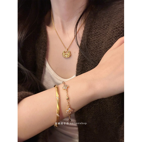 蜜蜂媽手作 金店同款雙面轉動有錢花鏤空平安鎖包項鍊女頸鏈配飾