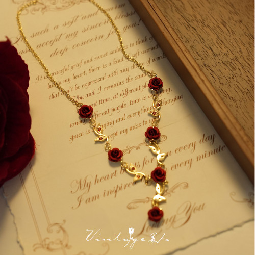 「珮利斯玫瑰」vintage法式復古優雅森系高級感紅玫瑰項鍊/鎖骨鍊 「珮利斯玫瑰」vintage法式復古優雅森系高級感紅玫瑰項鍊/鎖骨鍊