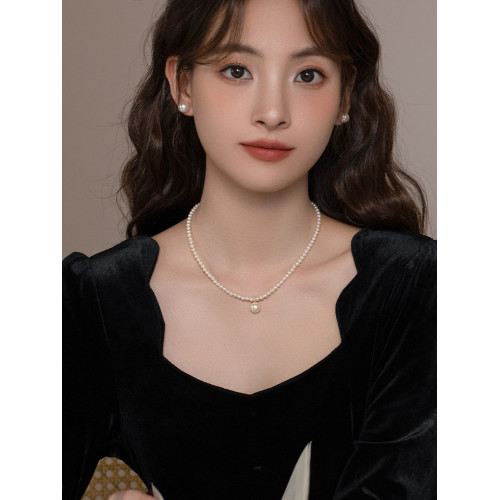 精緻吊墜仿珍珠項鍊女2026新款爆款氣質鎖骨鍊輕奢小衆毛衣頸鏈配