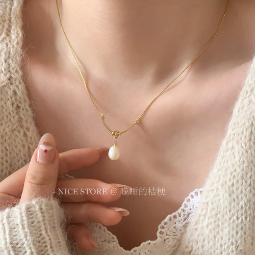 晚睡的桔梗|法式簡約小衆設計笑臉淡水珍珠吊墜項鍊女百搭鎖骨鍊 晚睡的桔梗|法式簡約小衆設計笑臉淡水珍珠吊墜項鍊女百搭鎖骨鍊