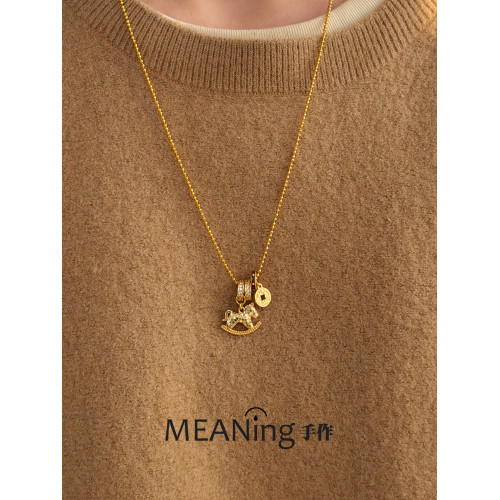 【馬年新品】金色碎冰冰馬上有錢小馬項鍊毛衣鏈輕奢高級感老錢風