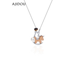 AJIDOU阿吉豆項鍊女本命年生肖馬木製設計感調節長鏈鎖骨鍊毛衣鏈