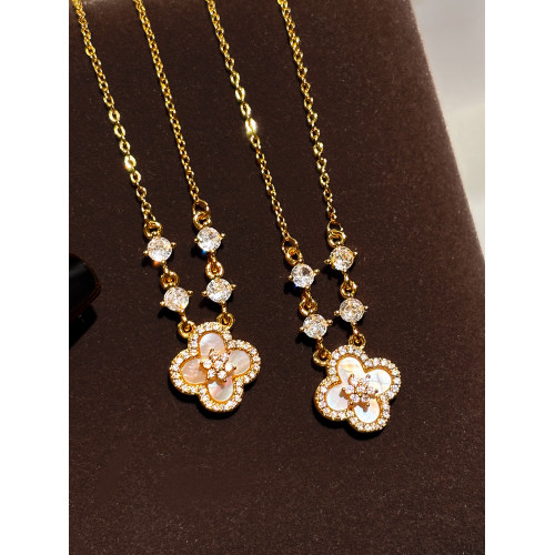 天然白貝母滿鑽四葉草項鍊女款2026新款輕奢高級感秋冬鎖骨毛衣鏈