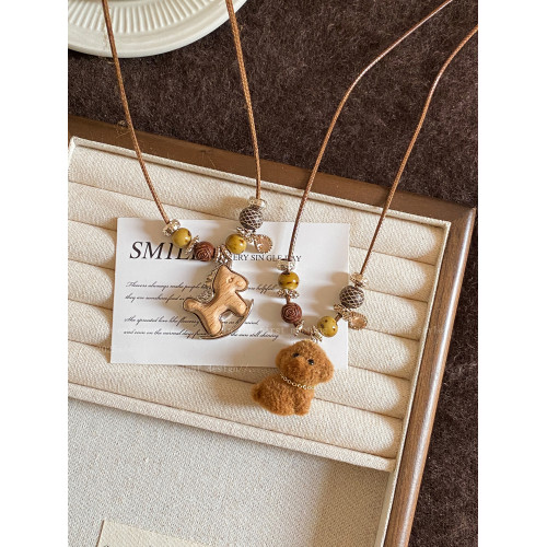 木質小馬項鍊女秋冬輕奢高級感長款吊墜毛衣鏈小衆設計感衣服配飾