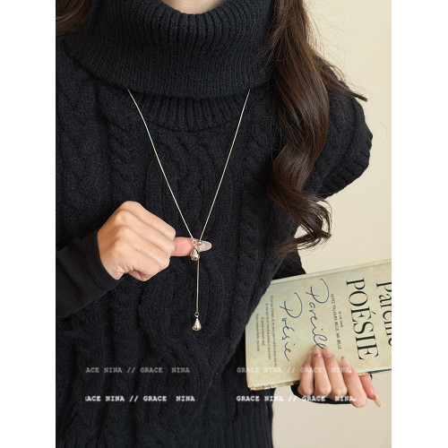 銀色水滴吊墜抽拉項鍊女秋冬長款毛衣鏈配飾輕奢高級感2026新款 銀色水滴吊墜抽拉項鍊女秋冬長款毛衣鏈配飾輕奢高級感2026新款