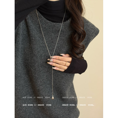 銀色水滴吊墜抽拉項鍊女秋冬長款毛衣鏈配飾輕奢高級感2026新款 銀色水滴吊墜抽拉項鍊女秋冬長款毛衣鏈配飾輕奢高級感2026新款