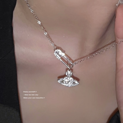 【喬老板Joy】土星別針項鍊銀色鎖骨西太後閃鑽甜酷小衆設計感潮