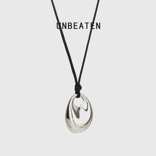 銀色豆豆愛心吊墜黑繩項鍊女簡約小衆設計高級感可調節長款毛衣鏈